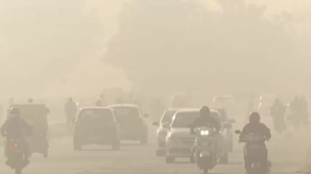 Delhi Air Pollution News Update: It become worst day by day no action is taken by the end of government