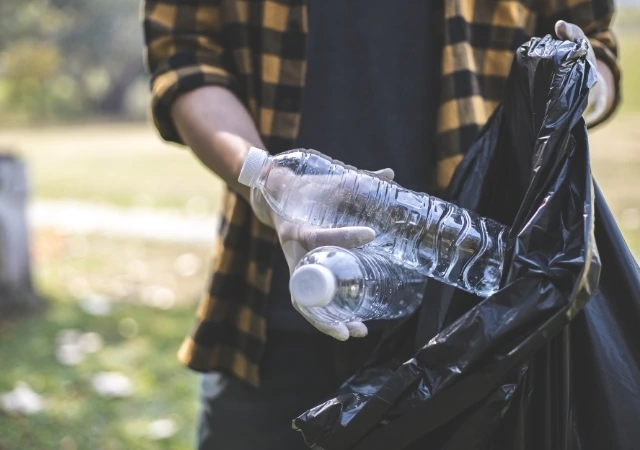 Refusing Single-Use Items  to Start Living a Zero-Waste Lifestyle